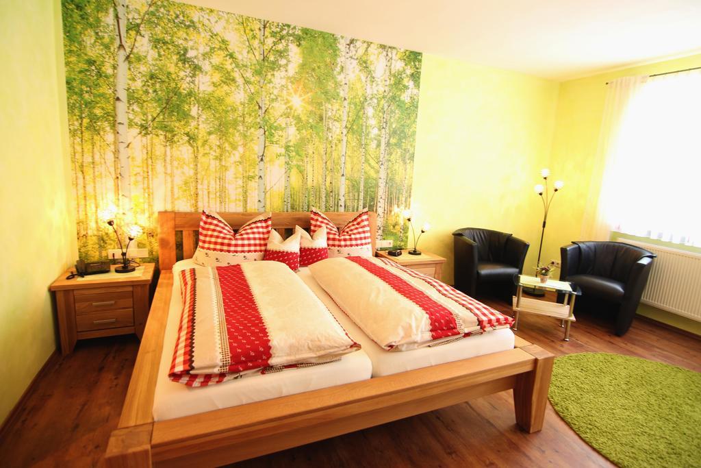 Hotel - Restaurant Berghof Berghausen  Ngoại thất bức ảnh