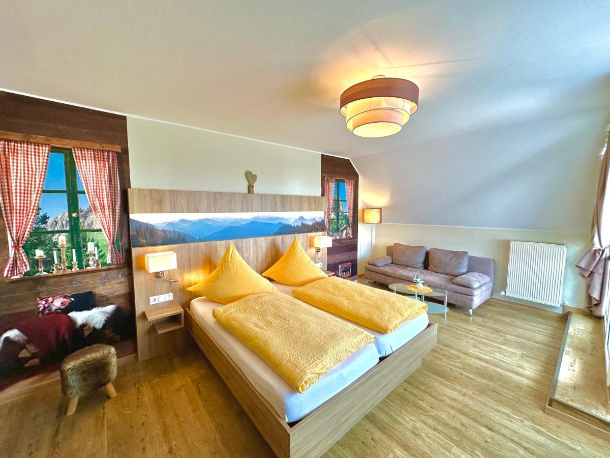 Hotel - Restaurant Berghof Berghausen  Ngoại thất bức ảnh