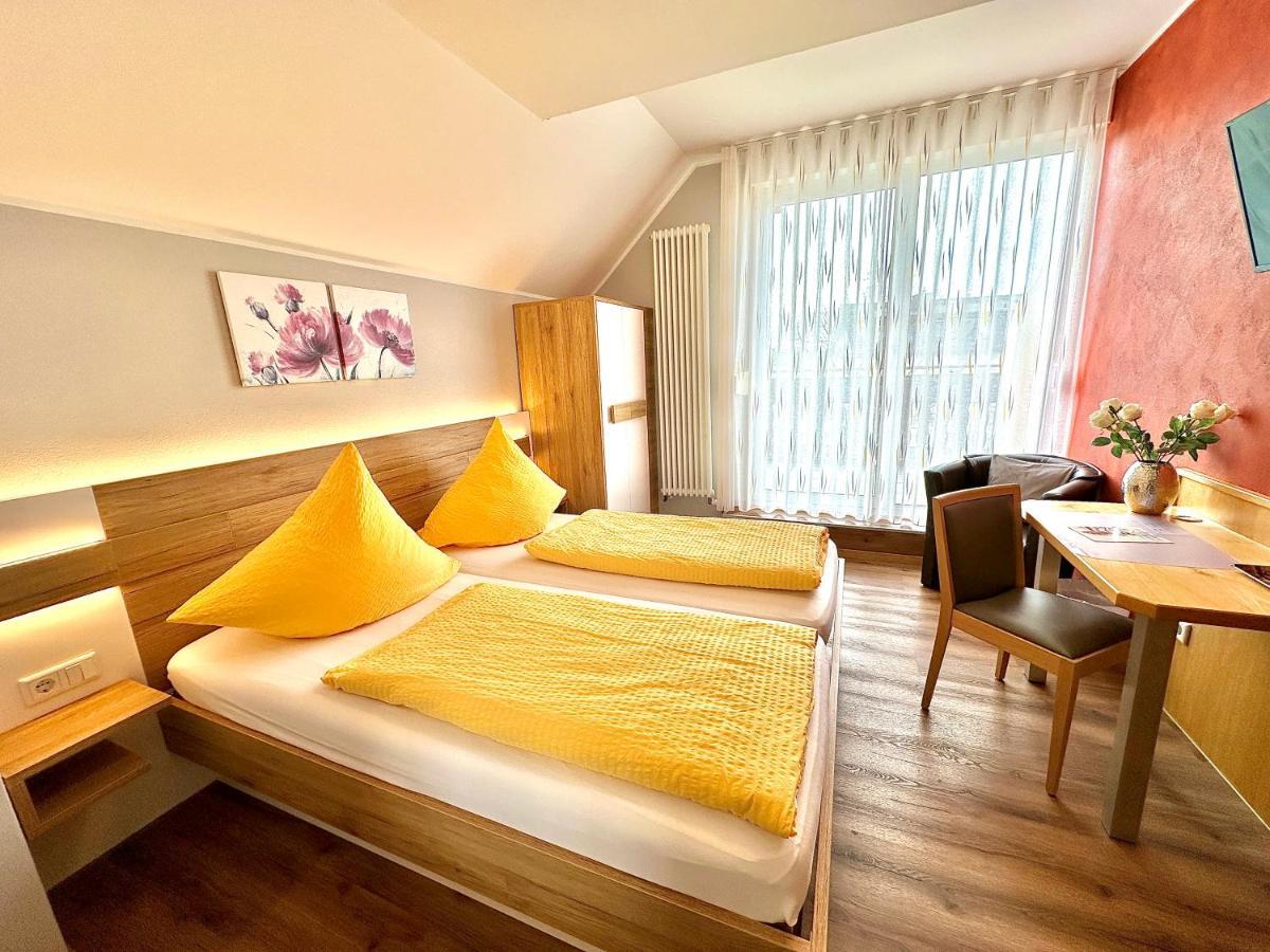 Hotel - Restaurant Berghof Berghausen  Ngoại thất bức ảnh