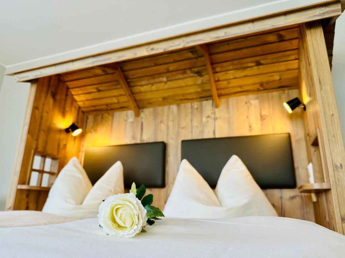 Hotel - Restaurant Berghof Berghausen  Ngoại thất bức ảnh