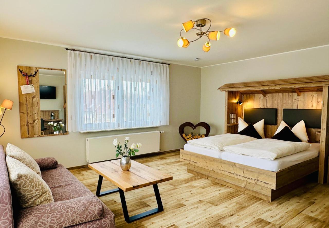 Hotel - Restaurant Berghof Berghausen  Ngoại thất bức ảnh