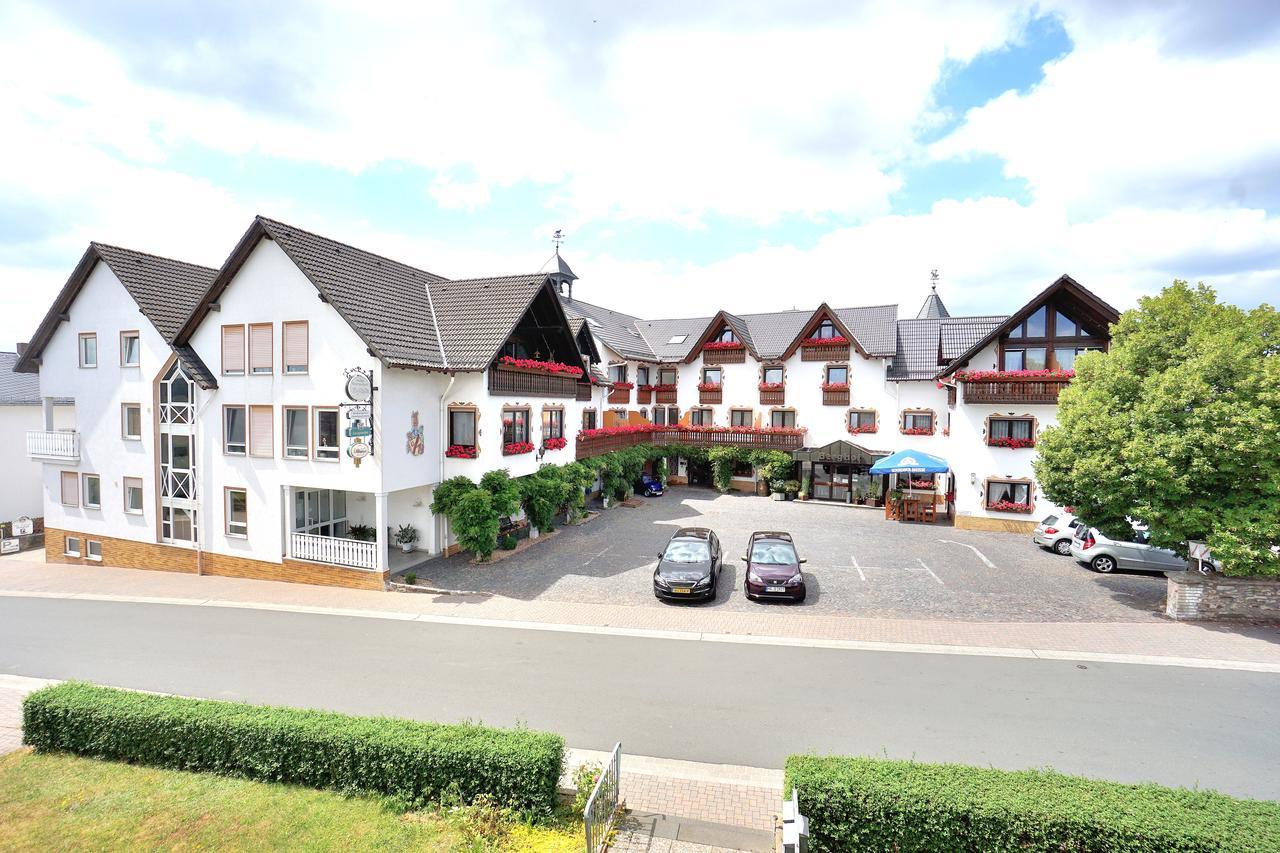 Hotel - Restaurant Berghof Berghausen  Ngoại thất bức ảnh