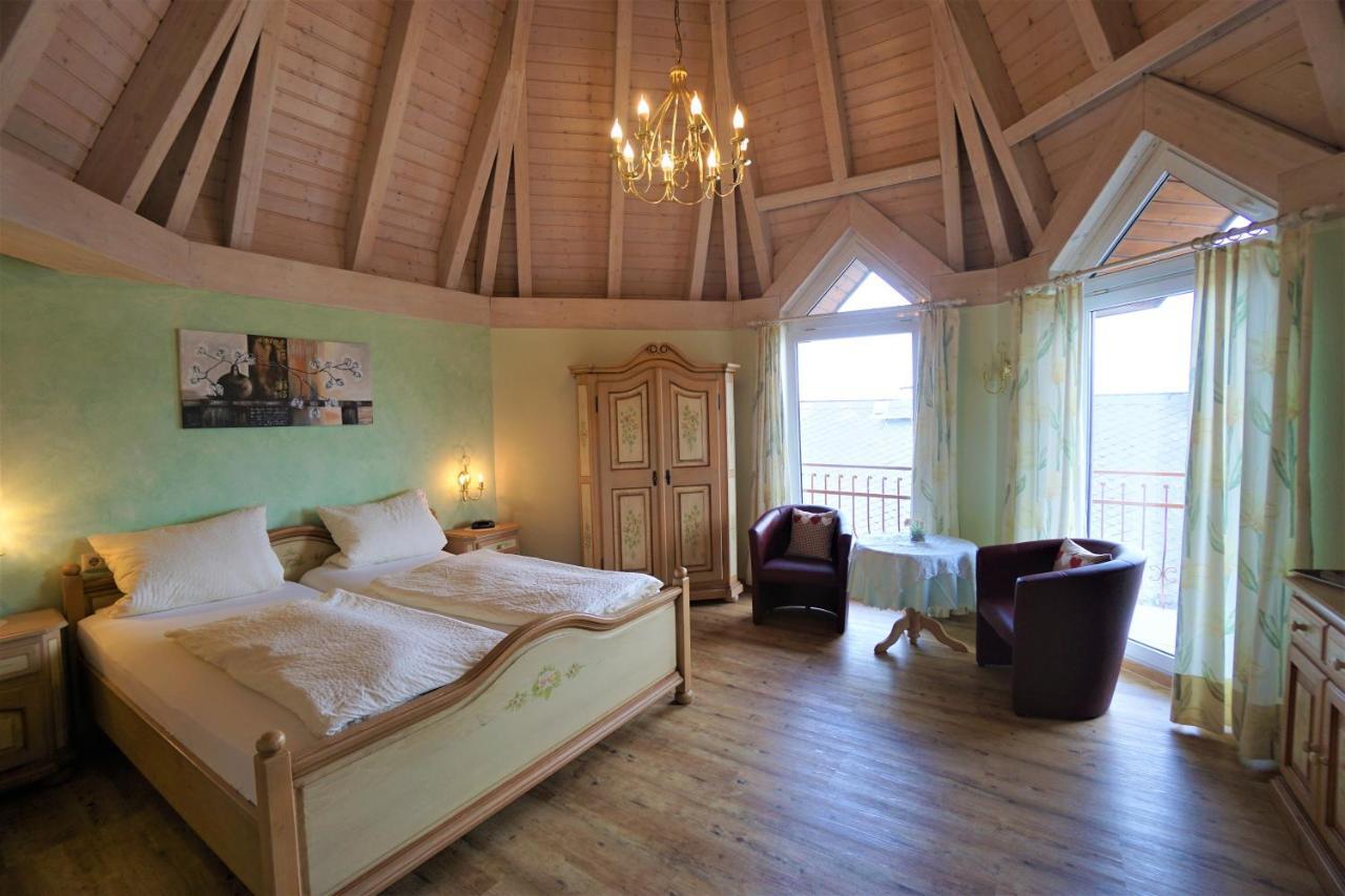 Hotel - Restaurant Berghof Berghausen  Ngoại thất bức ảnh